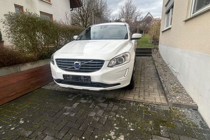 Volvo XC60 142.390 km 19.879 &euro; Kalletal 32689