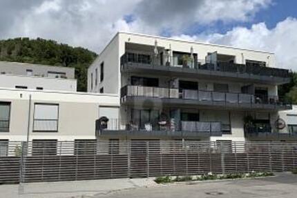 NEUWERTIG - MODERN - MIT GARTENANTEIL 3 zimmer