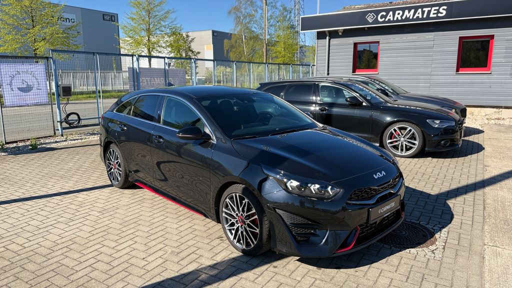 Kia pro ceed / ProCeed 49.282 km 25.990 &euro; Halle (Saale) 06116