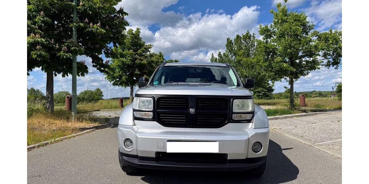 Dodge Nitro 219.000 km 6.000 &euro; Berlin 12435