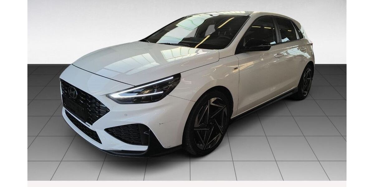Hyundai i30 22.588 km 24.880 &euro; Bad Kreuznach 55543