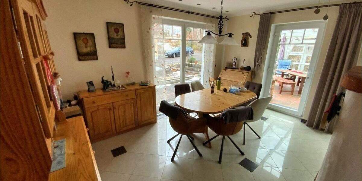 Einfamilienhaus Nittenau - 6 Zimmer, 177 m&sup2;, 425.000&euro; | Angebot:25262597