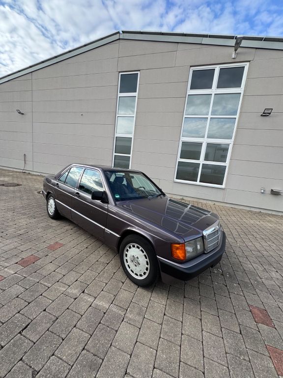Mercedes-Benz 190 2.950.000 km 4.699 € Aalen 73430