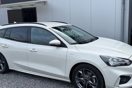 Ford Focus 60.000 km 17.299 &euro; Wadern 66687