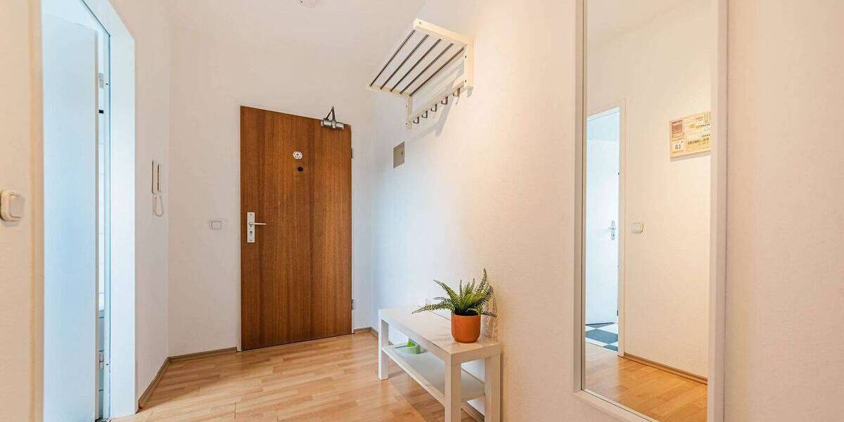 Etagenwohnung Frankfurt am Main Westend-Süd - 2 Zimmer, 45 m&sup2;, 1.920&euro; | Angebot:26289454