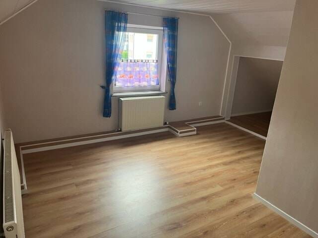 Mehrfamilienhaus, Wohnhaus Kulmbach Petzmannsberg - 9 Zimmer, 227 m&sup2;, 260.000&euro; | Angebot:26346499