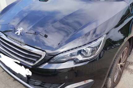 Peugeot 308 181.560 km 6.900 &euro; Berlin, Stadt 13057