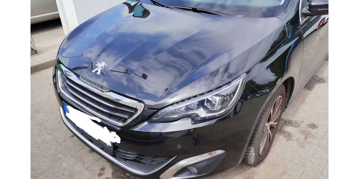 Peugeot 308 181.560 km 6.900 &euro; Berlin, Stadt 13057