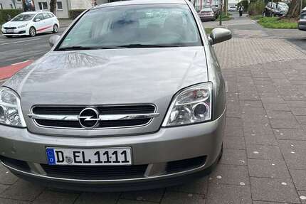 Opel Vectra 99.000 km 2.300 &euro; Dusseldorf 40591