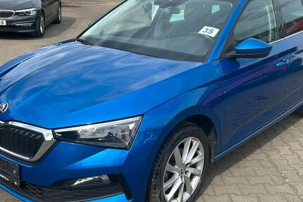 Skoda Scala 89.370 km 14.900 &euro; Berlin 12057