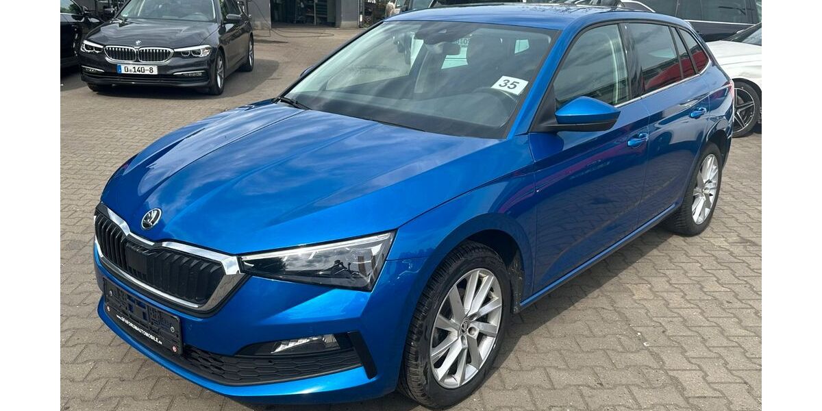 Skoda Scala 89.370 km 14.900 &euro; Berlin 12057