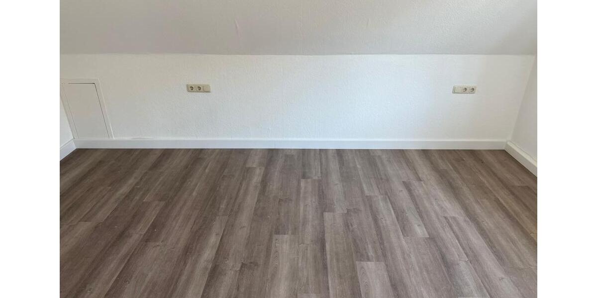 Dachgeschoßwohnung Holzminden - 3 Zimmer, 66 m&sup2;, 450&euro; | Angebot:26269887