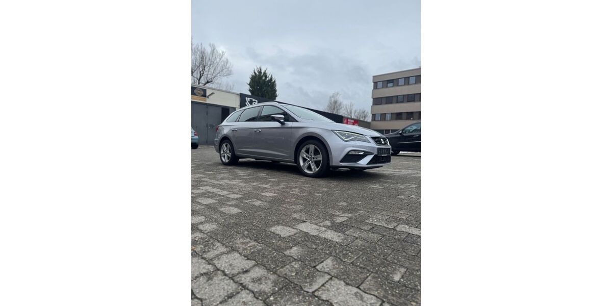 Seat Leon 69.470 km 12.900 &euro; Konstanz 78467
