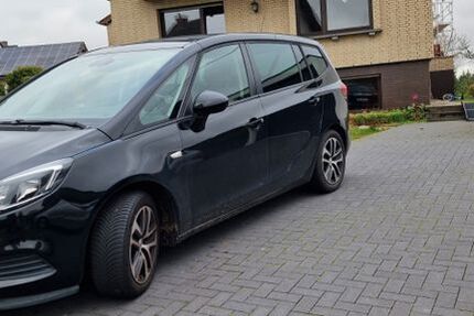 Opel Zafira Tourer 80.000 km 13.700 &euro; Marburg 35041
