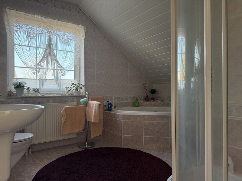 Direkt Einziehen und Wohlfühlen - Einfamilienhaus Gotha Gotha-Uelleben | Angebot:25877479