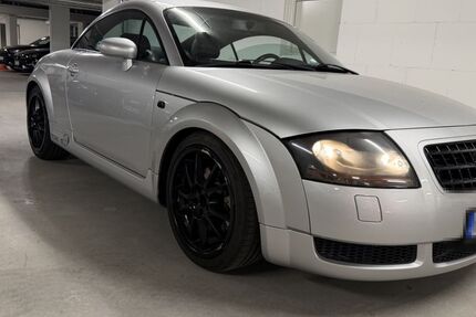 Audi TT 188.000 km 2.600 &euro; hamburg 22303