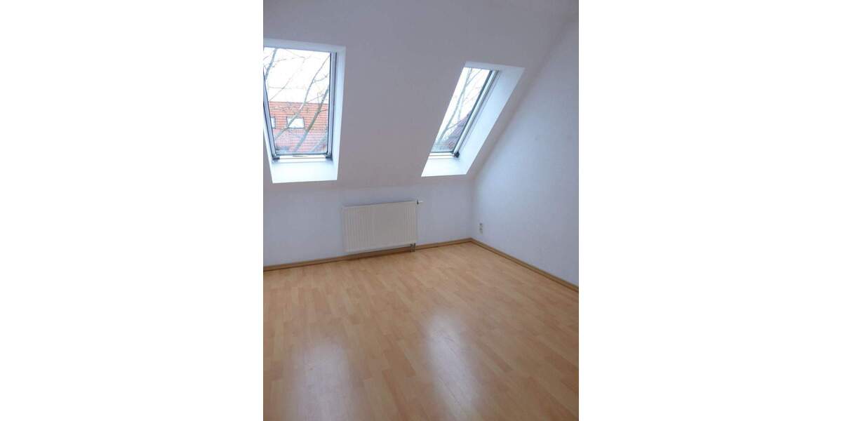 Etagenwohnung Rudolstadt Volkstedt - 4 Zimmer, 81 m&sup2;, 660&euro; | Angebot:25814016