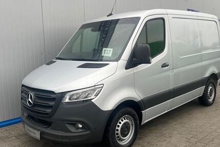 Mercedes-Benz Sprinter 218.305 km 21.999 &euro; Berlin 13055