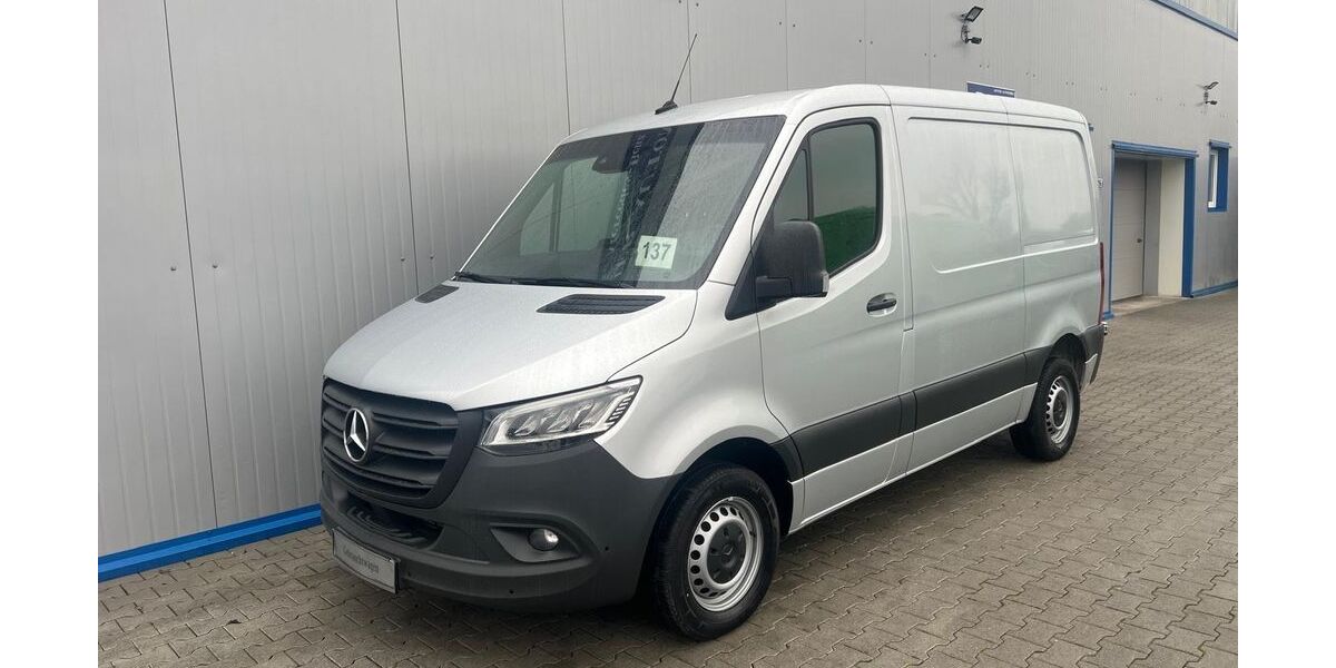 Mercedes-Benz Sprinter 218.305 km 21.999 &euro; Berlin 13055