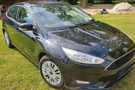 Ford Focus 126.642 km 5.400 &euro; Grönheim 49696