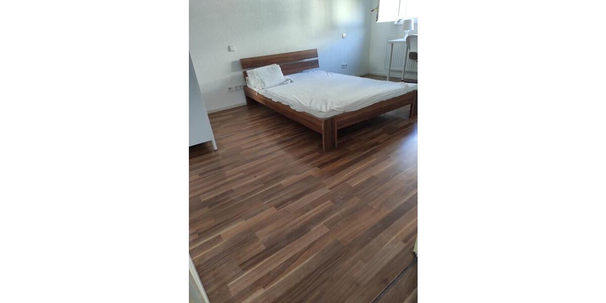 Etagenwohnung Stuttgart Stuttgart-Süd - 1 Zimmer, 56 m&sup2;, 500&euro; | Angebot:26357723