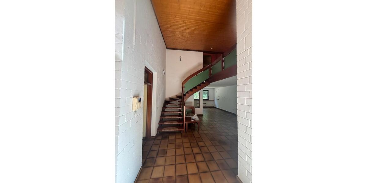 Maisonettenwohnung Nienburg (Weser) - 4 Zimmer, 130 m&sup2;, 1.000&euro; | Angebot:24495072