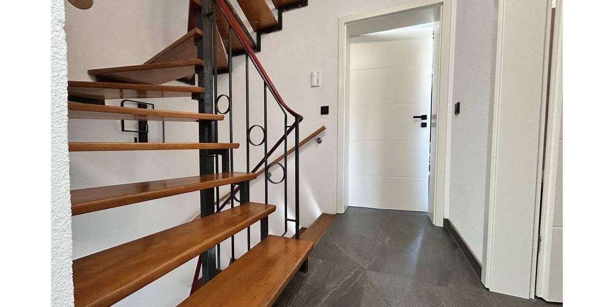 Reihenmittelhaus Garbsen Altgarbsen - 6 Zimmer, 152 m&sup2;, 459.000&euro; | Angebot:26436026