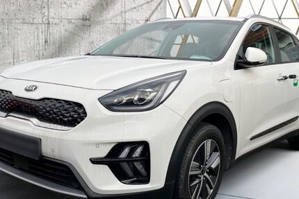 Kia Niro 64.540 km 20.490 € Bad Tabarz 99891
