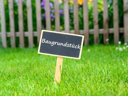 Grundstück zu verkaufen in Zeithain 80.000 € 2900 m²