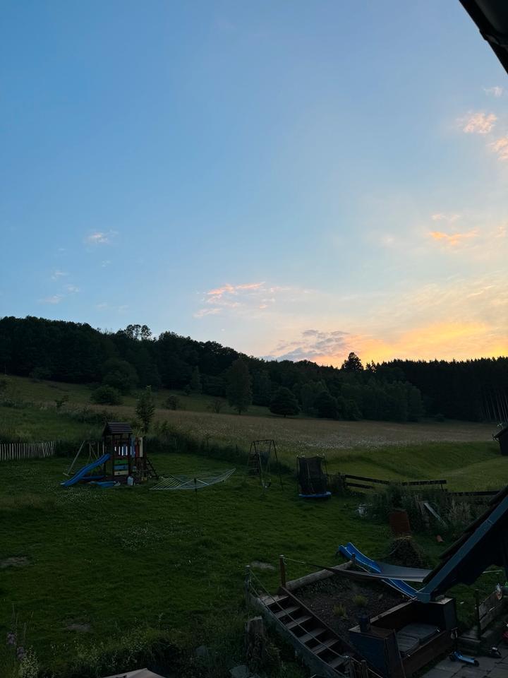 Doppelhaushälfte in ruhiger Waldrandlage