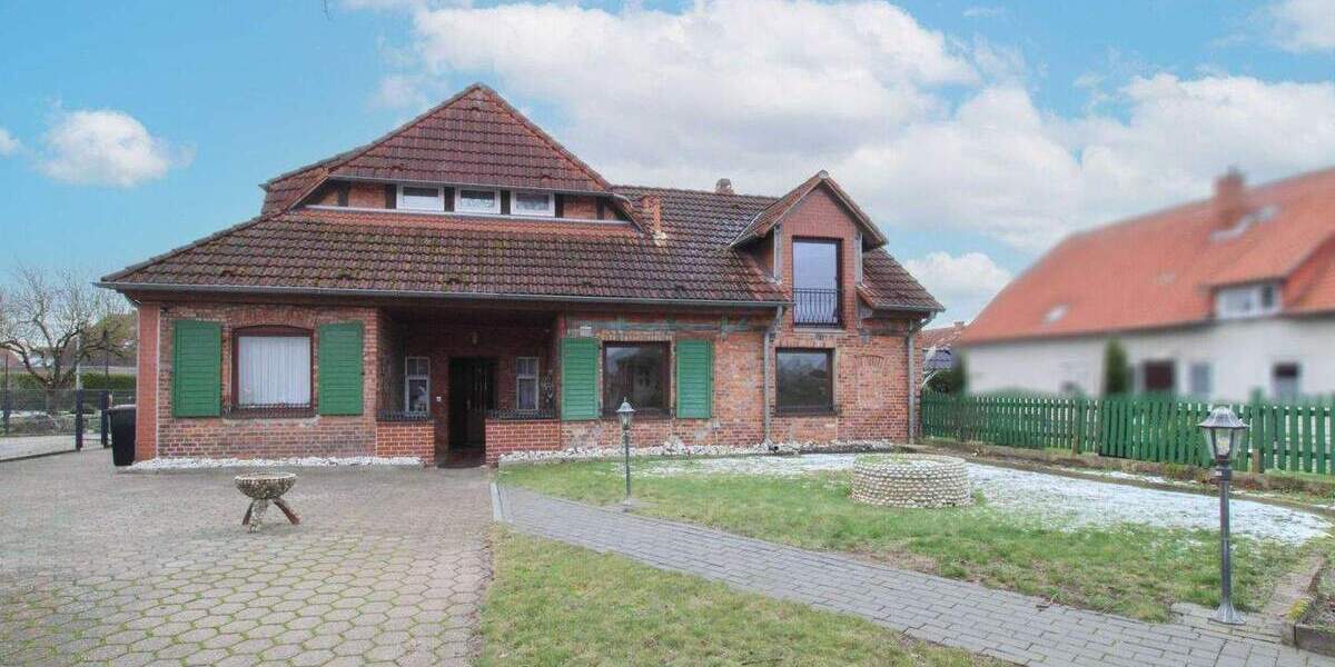 Einfamilienhaus Uetze - 9 Zimmer, 245.000&euro; | Angebot:25654632