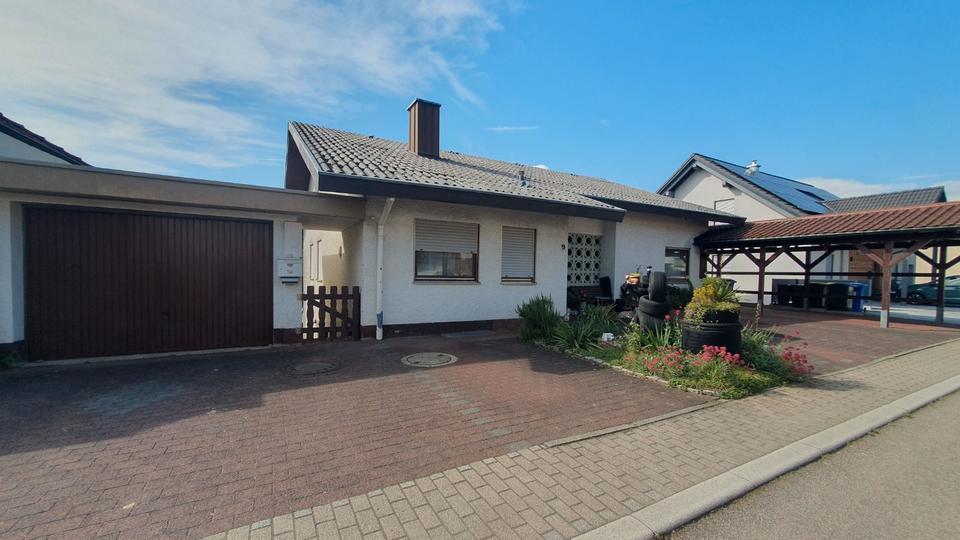 Einfamilienhaus Elztal - 10 Zimmer, 280 m&sup2;, 400.000&euro; | Angebot:26953202