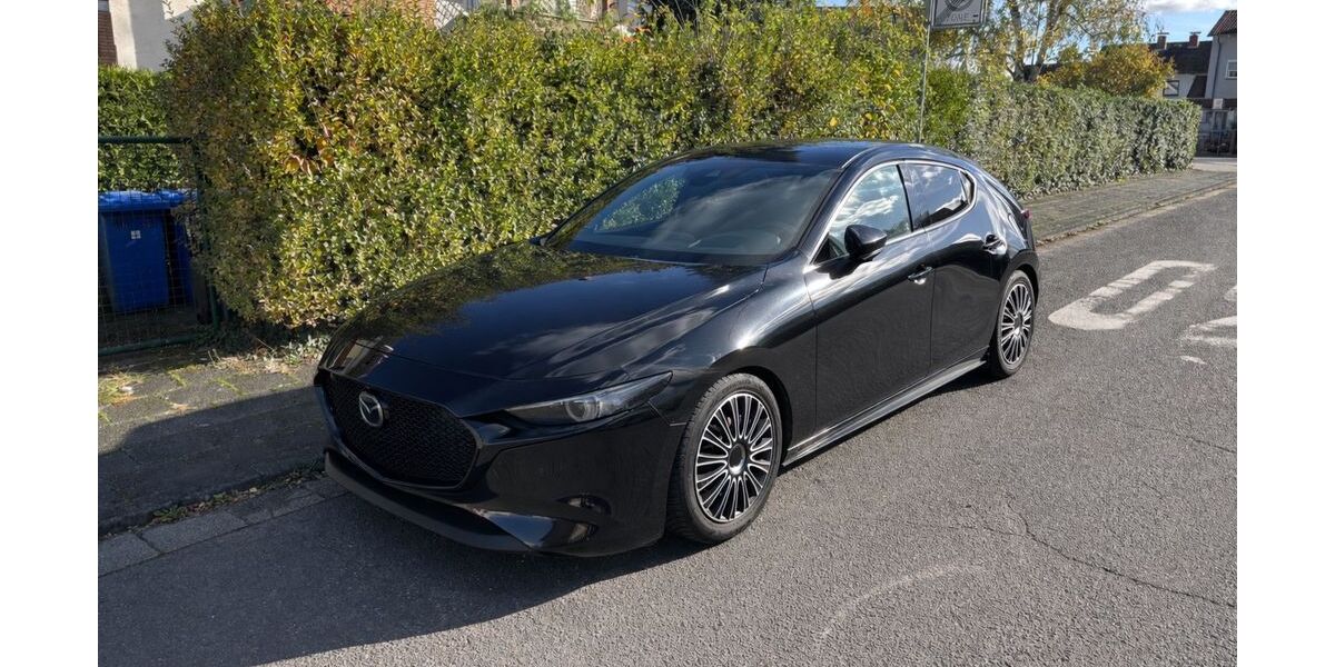 Mazda 3 136.000 km 11.500 &euro; Babenhausen 64832