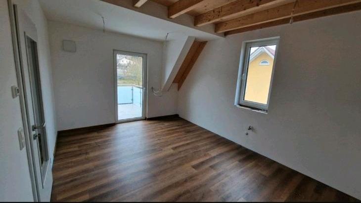 Maisonettenwohnung Schleusingen - 2 Zimmer, 85 m&sup2;, 800&euro; | Angebot:24816307