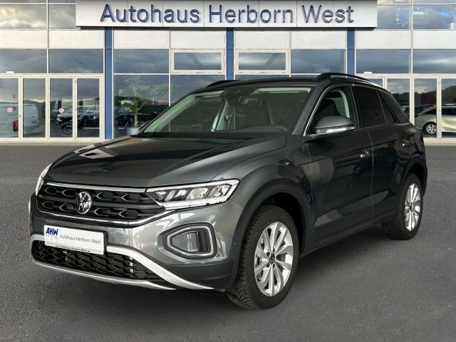 VW T-Roc 8.100 km 27.750 € Herborn 35745