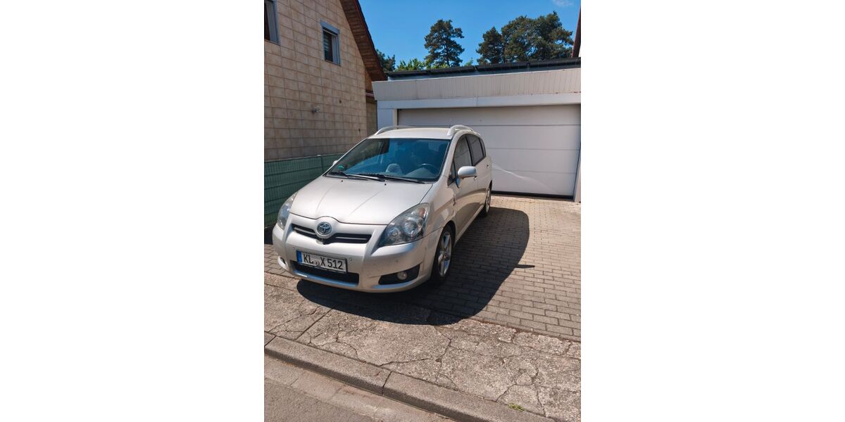 Toyota Corolla Verso 188.300 km 5.000 &euro; Kaiserslautern 67659