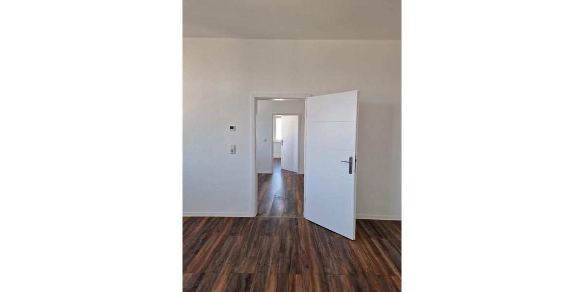 Etagenwohnung Sülzetal - 3 Zimmer, 100 m&sup2;, 650&euro; | Angebot:26084771