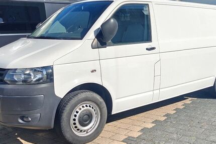 VW T5 Transporter 427.000 km 5.999 &euro; Kirchvers 35102