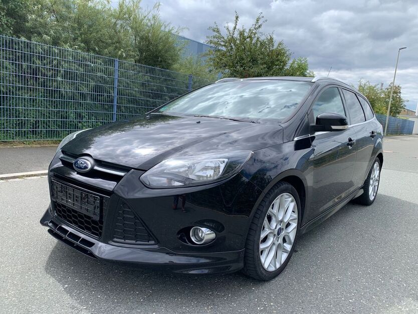 Ford Focus 200.000 km 2.999 € Rehau 95111