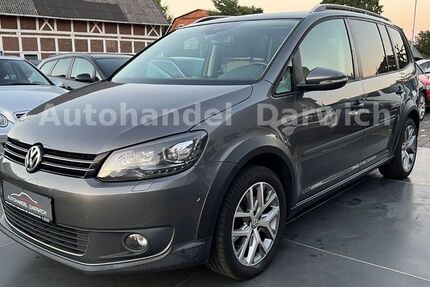 VW Touran 141.121 km 11.990 &euro; Winsen Luhe 21423