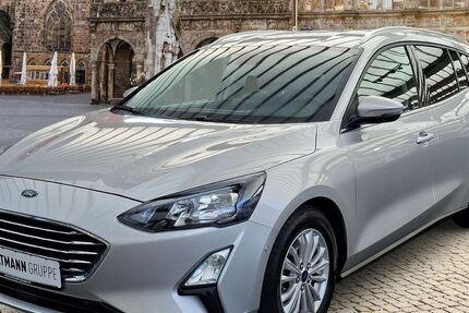 Ford Focus 42.620 km 19.490 € Bremen 28207