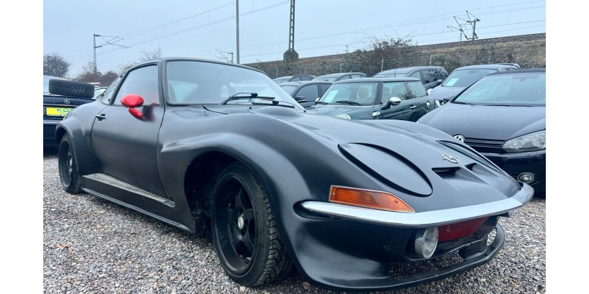 Opel GT 61.000 km 15.900 € Mannheim 68199