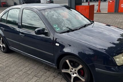 VW Bora 277.122 km 1.200 &euro; Swisttal 53913
