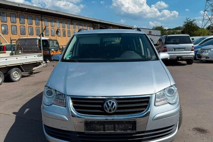 VW Touran 240.000 km 2.999 &euro; Bitburg 54634