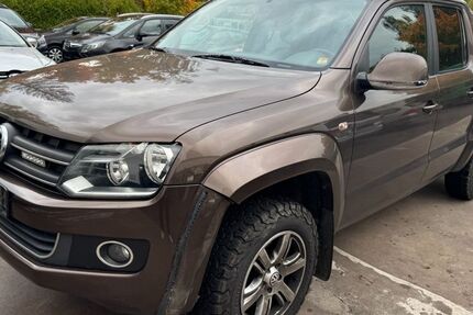 VW Amarok 240.000 km 11.900 € Detmold 32758
