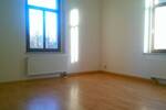 sehr schöne großzügige 3-Zimmer-Wohnung mit Balkon und Stellplatz