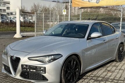 Alfa Romeo Giulia 152.780 km 14.990 &euro; Würzburg 97076