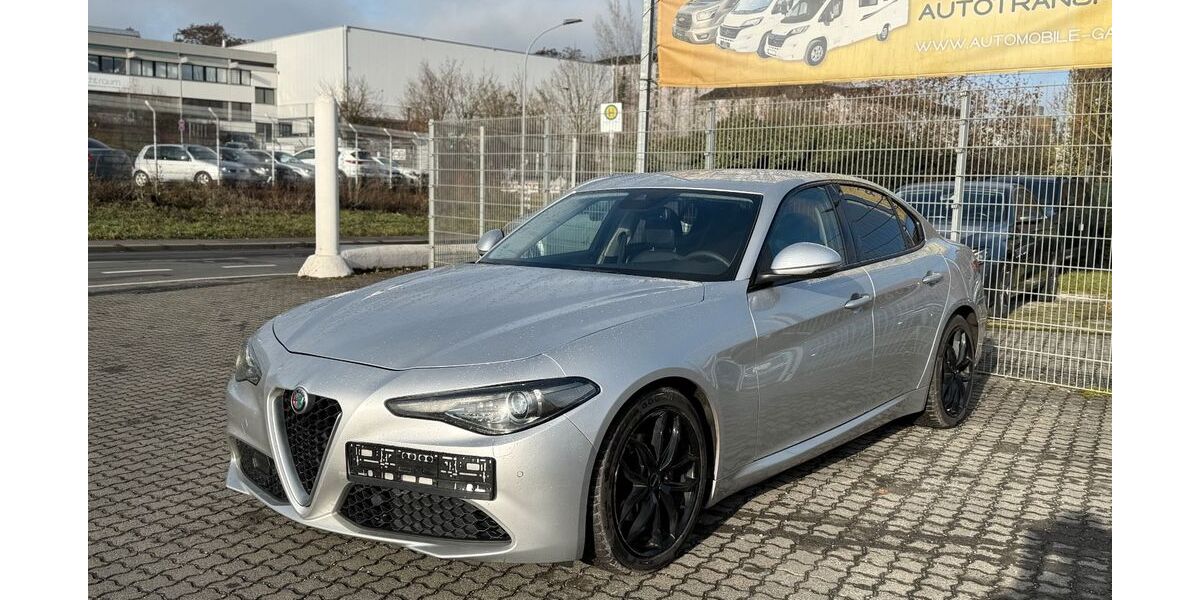 Alfa Romeo Giulia 152.780 km 14.990 &euro; Würzburg 97076
