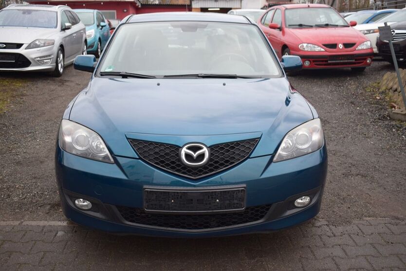 Mazda 3 152.000 km 3.299 € Berlin 13597