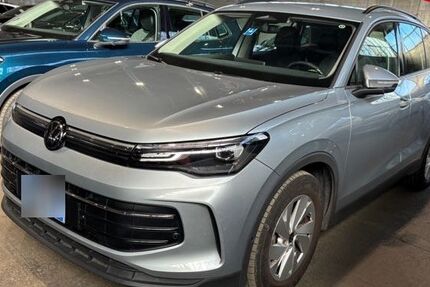 VW Tiguan 22.890 km 30.940 &euro; Wackersdorf 92442